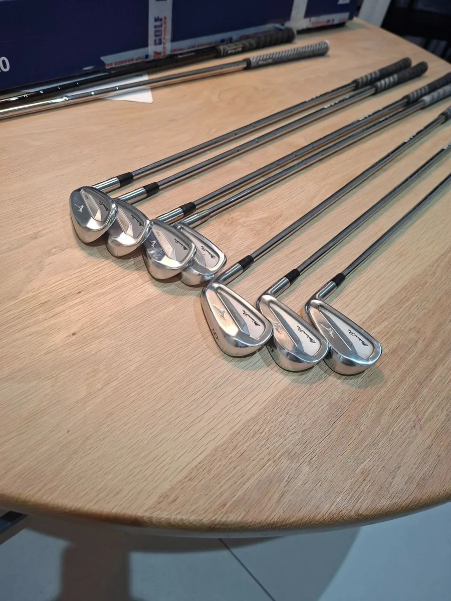 Mizuno pro 223 - Image 4