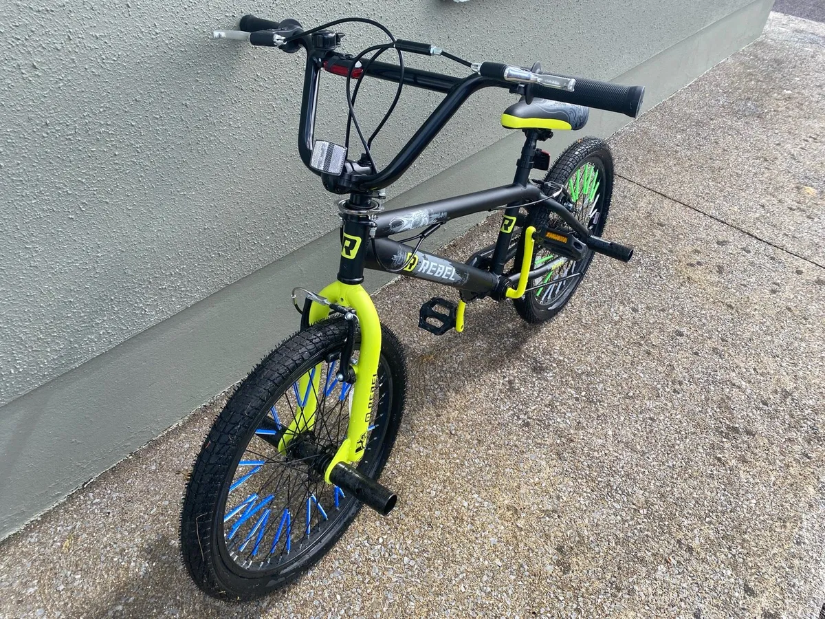BMX bike - Image 1