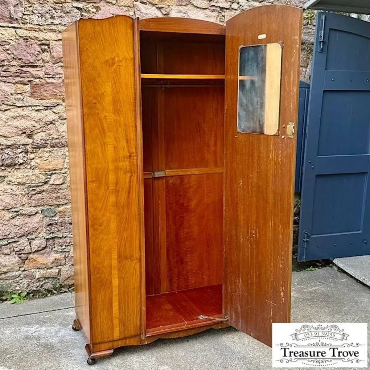 Vintage and Antique Wardrobes - Image 4