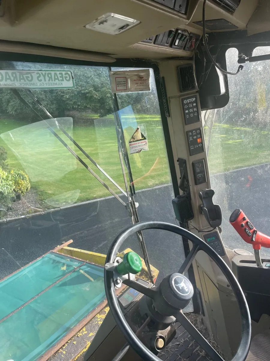 Silage harvester  John Deere 6810 - Image 2