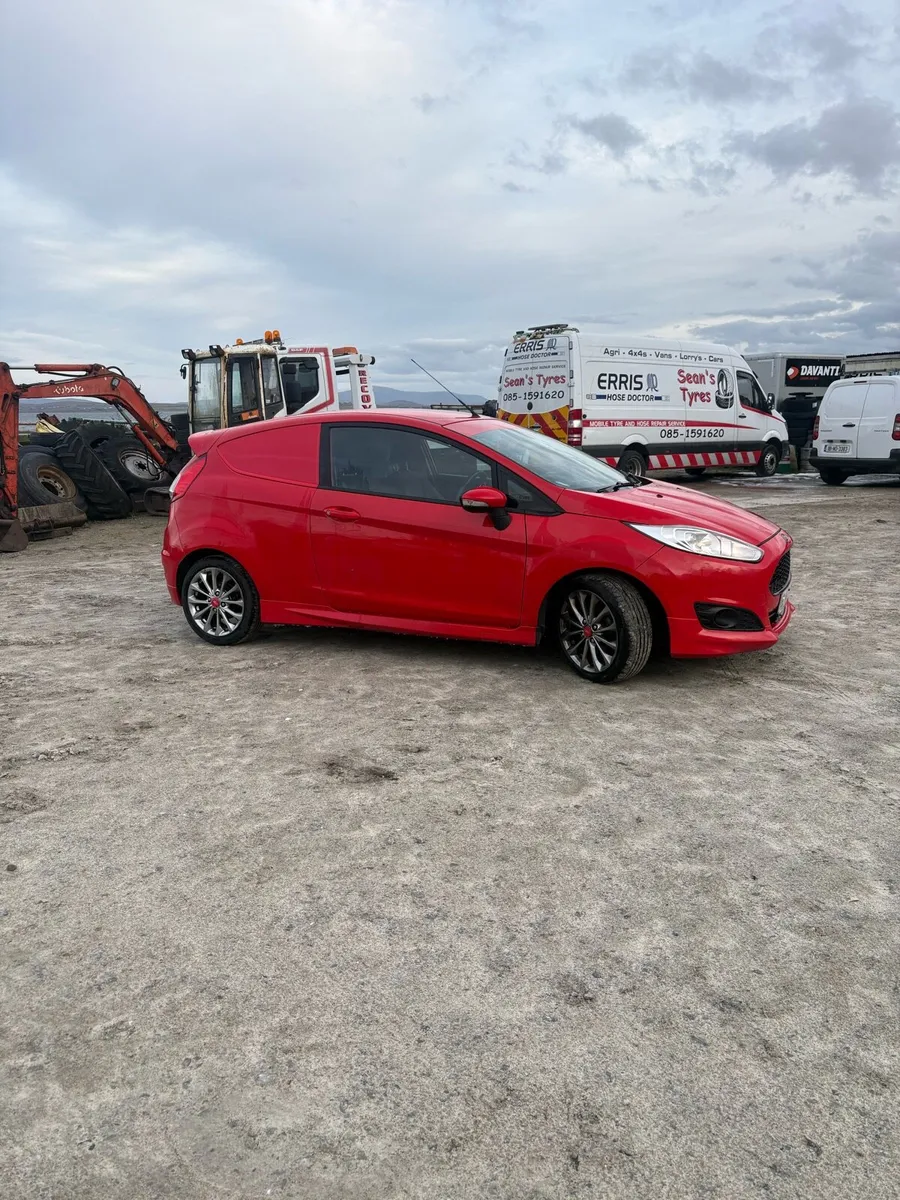 Fiesta sport - Image 3