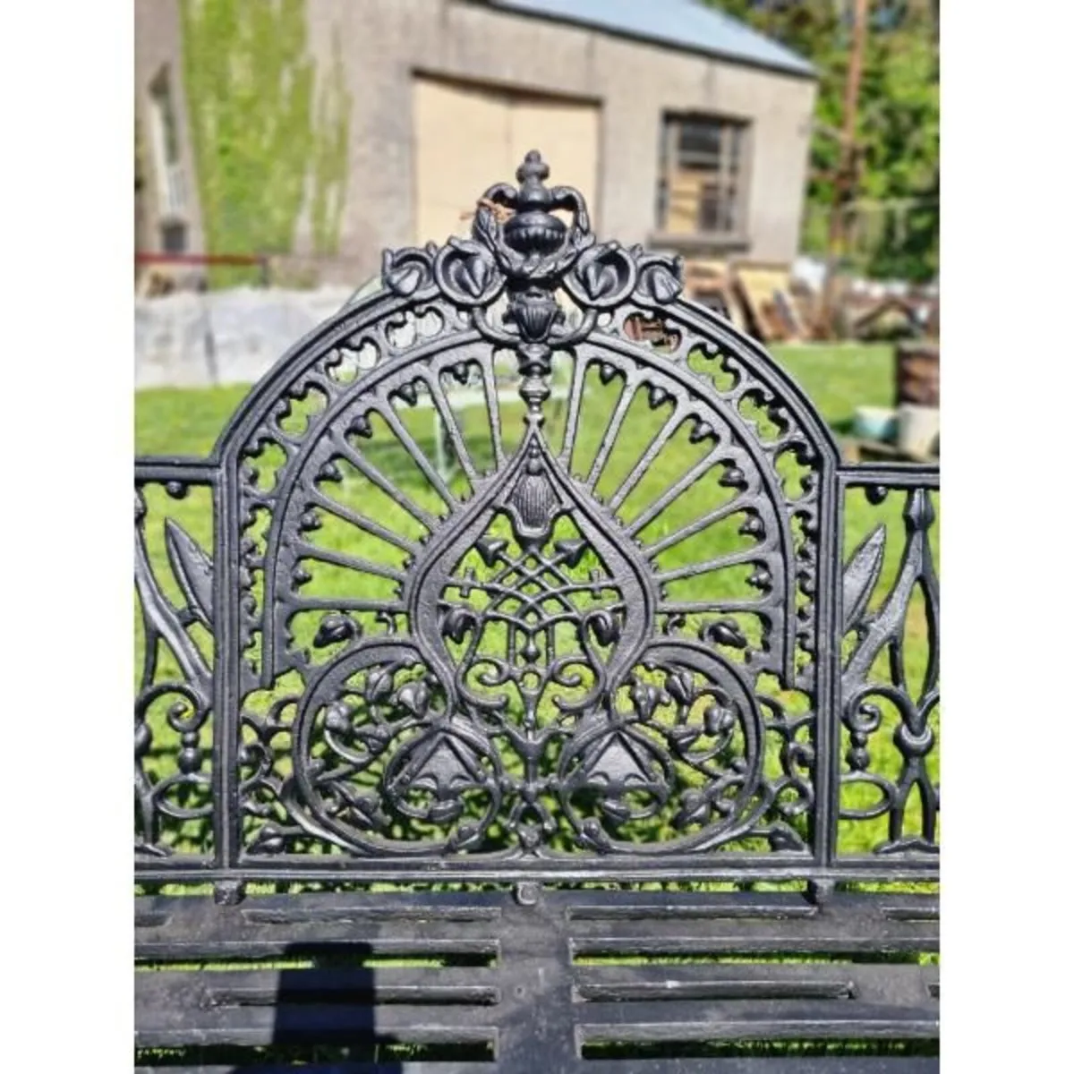 Bench Cast Iron Crown Black CH 722 B - Image 2