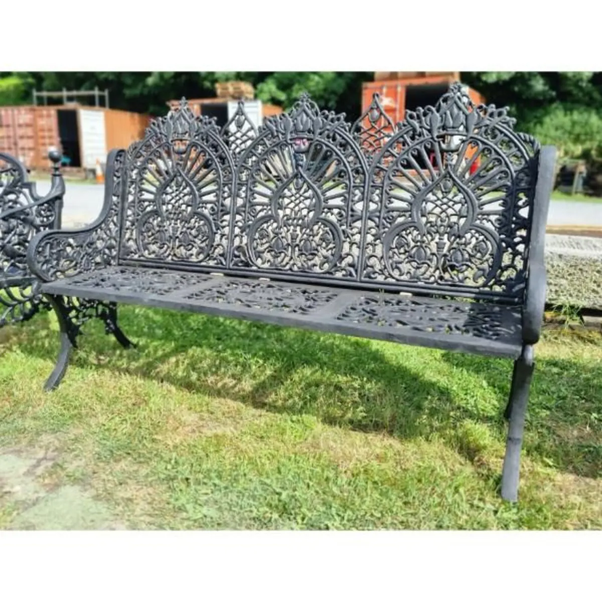 Bench Cast Iron Crown Large Black CH R 714 B - Image 1