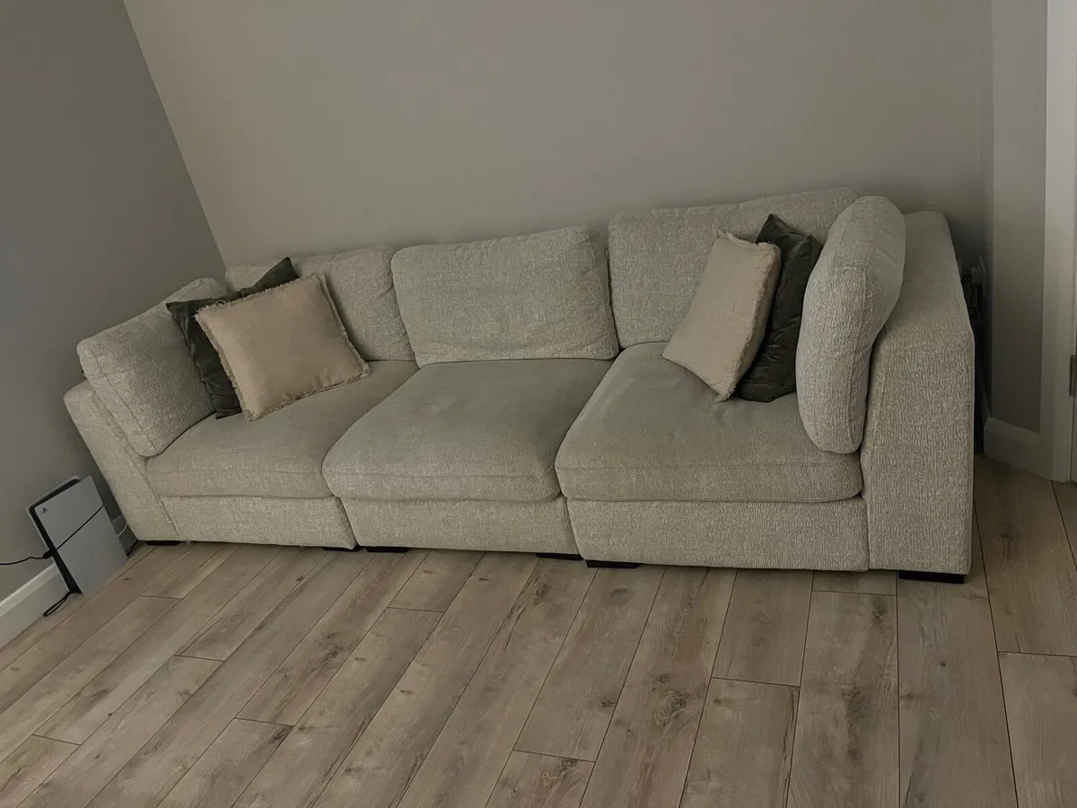 Sofa - Image 3