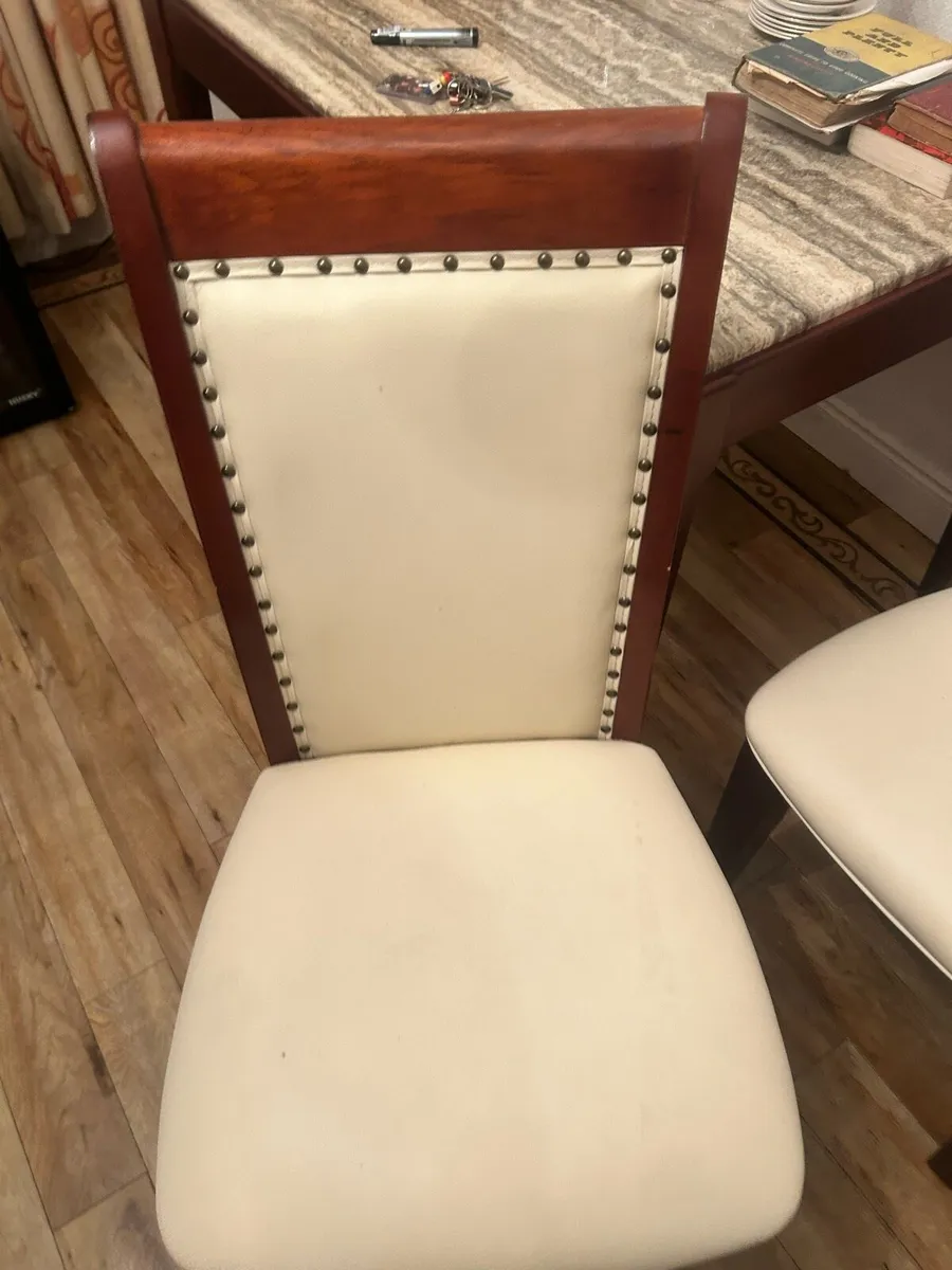 Dining table and chairs - Image 3
