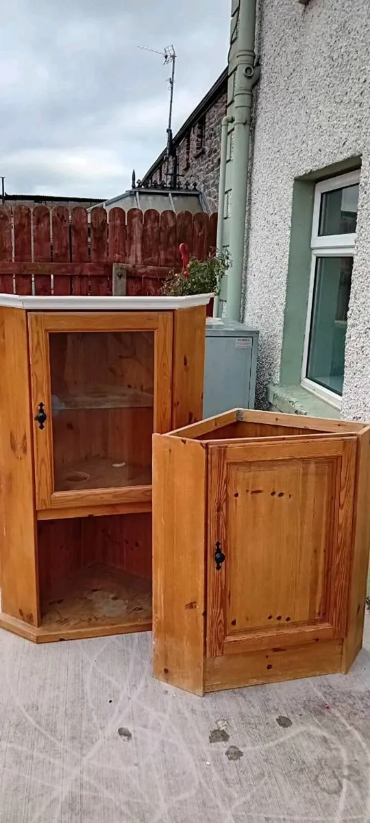 Cabinets - Image 2