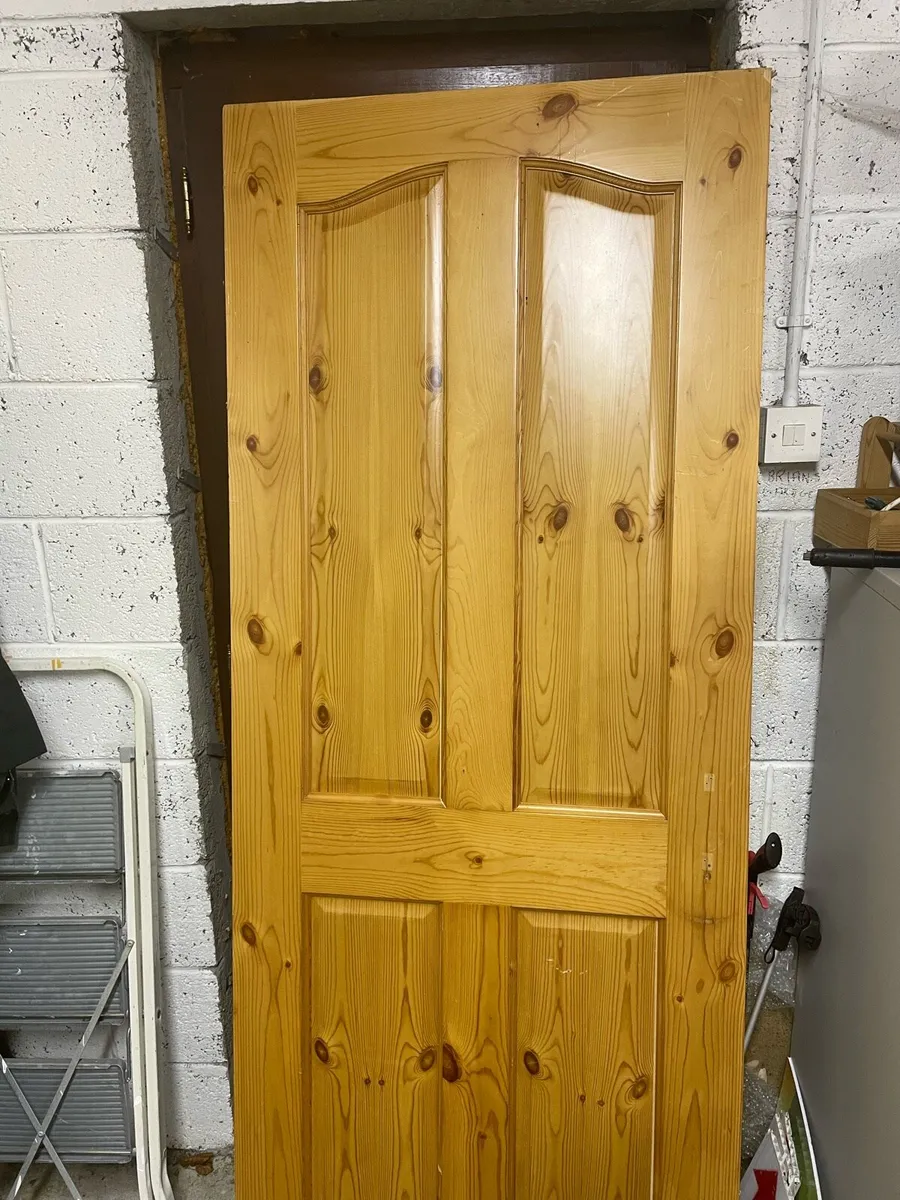 Internal solid Pine doors - Image 2