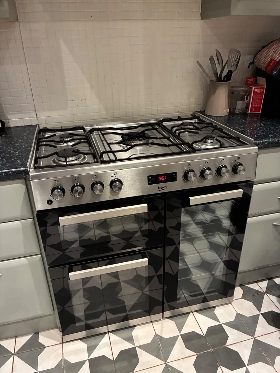 Beko Dual Fuel Range cooker 90cm - Image 2