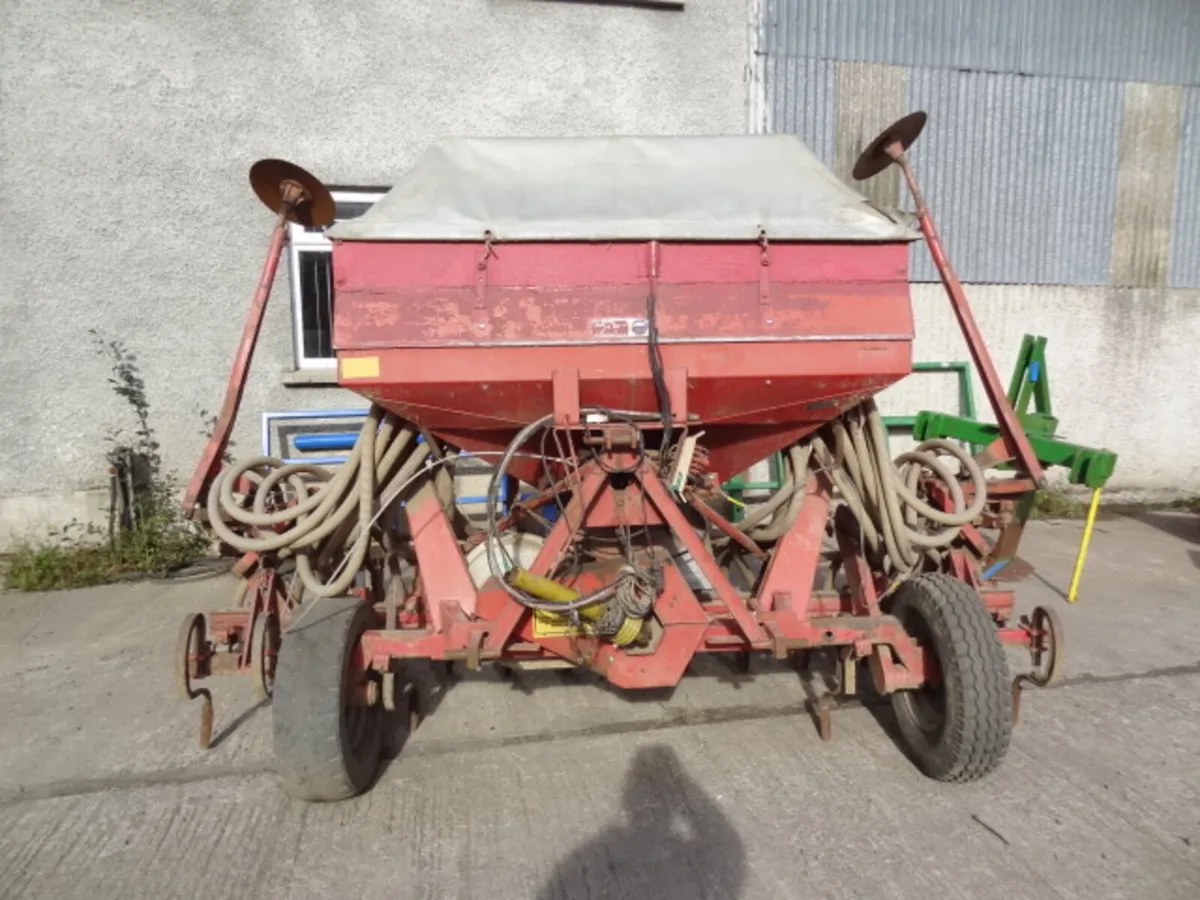 Accord 4 Metre Air Drill - Image 2