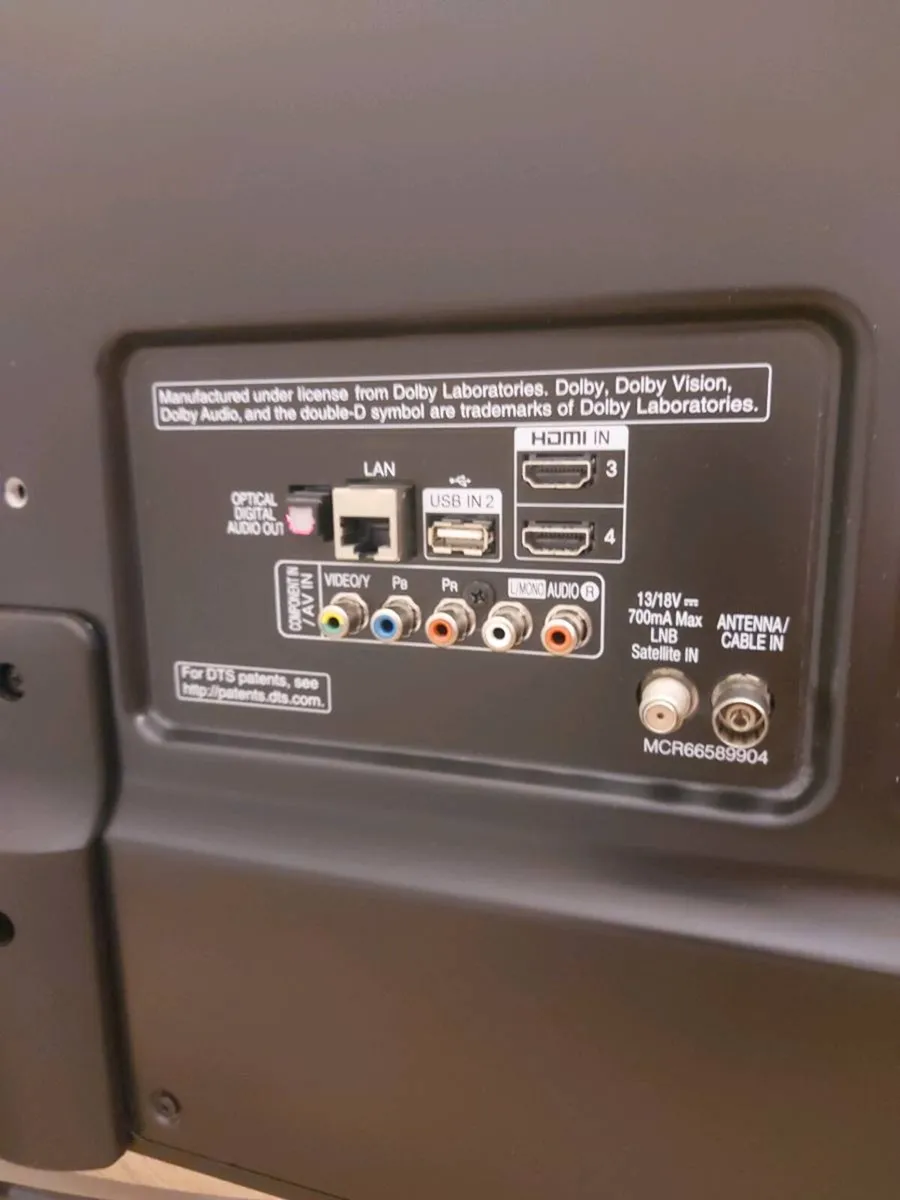 LG 43" 4K smart TV - Image 3