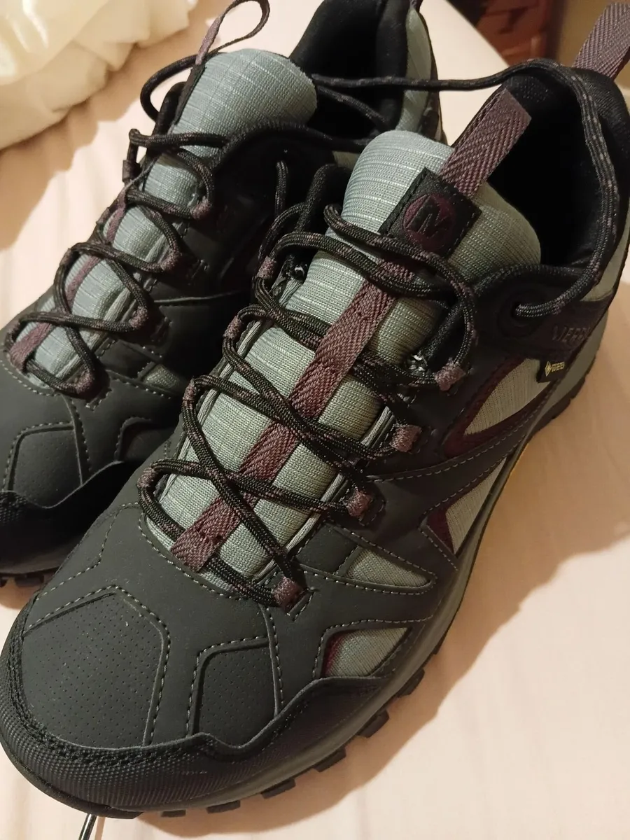 Brand new ladies merrell waterproof shoe - Image 1
