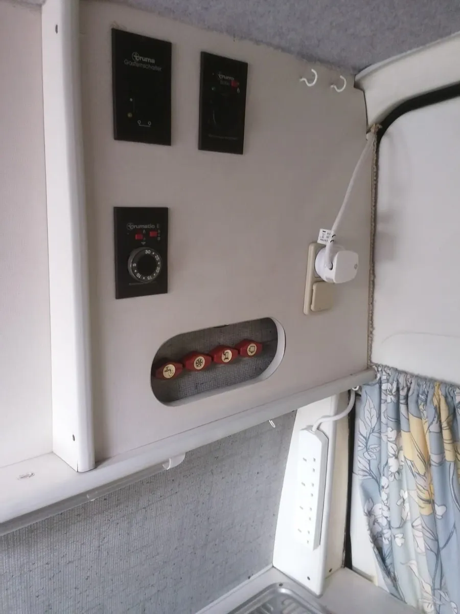 CAMPER VAN - Image 2