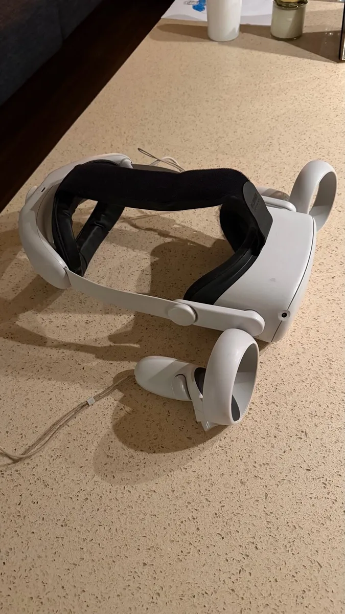 Oculus Quest 2 - 128 gb - Image 2