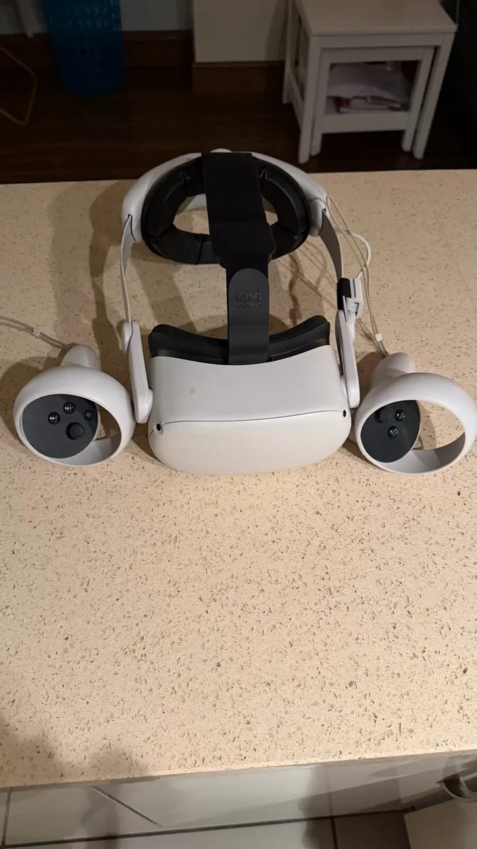 Oculus Quest 2 - 128 gb - Image 1