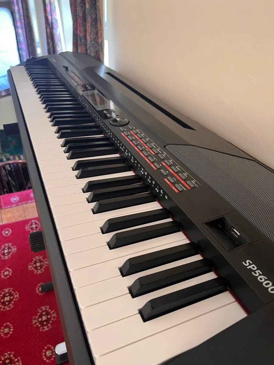 Thomann Piano SP-5600 - Image 1