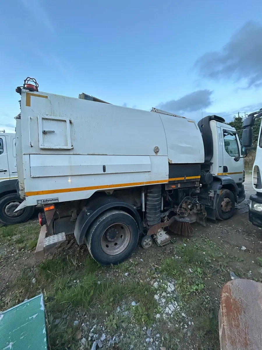 Road sweeper - Image 4