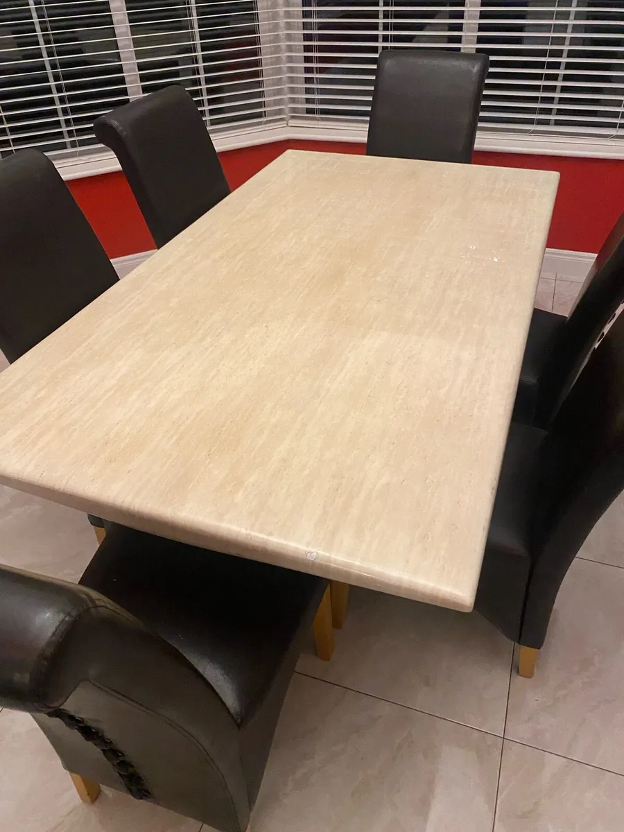 Marble Table and 6 Leather Chairs €790 - Image 4