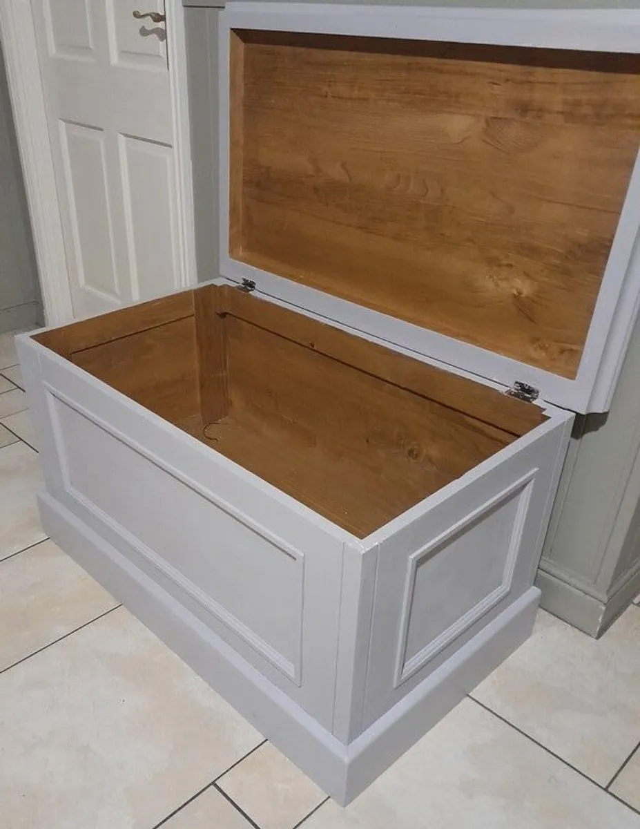 Blanket storage box - Image 3