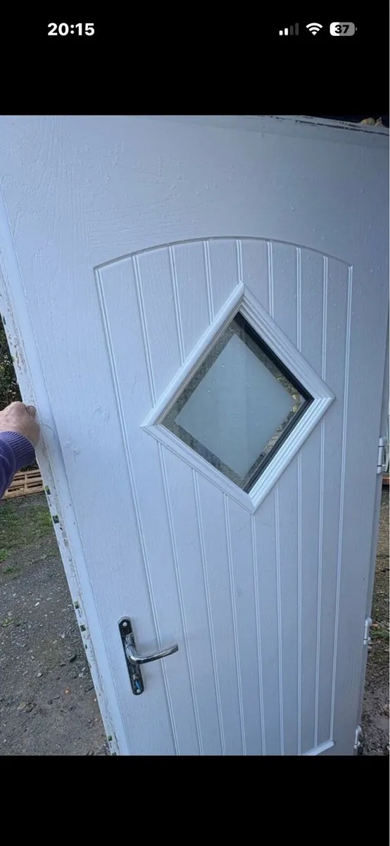Front composite doors - Image 2