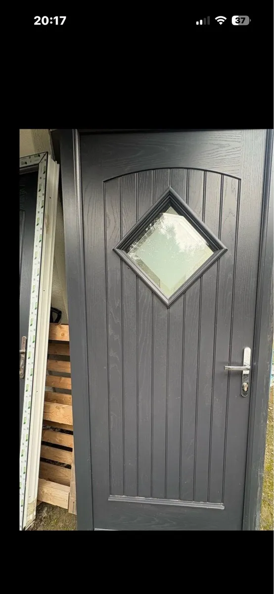 Front composite doors - Image 1