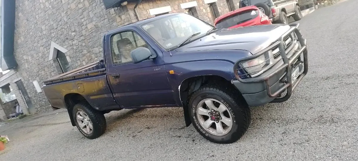Mk4 Hilux single cab - Image 1