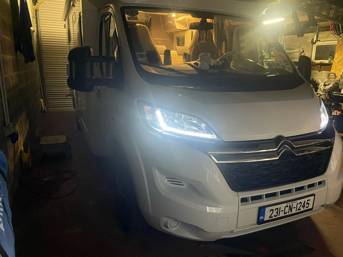 2023 Etrusco  T7300sb LHD - Image 1