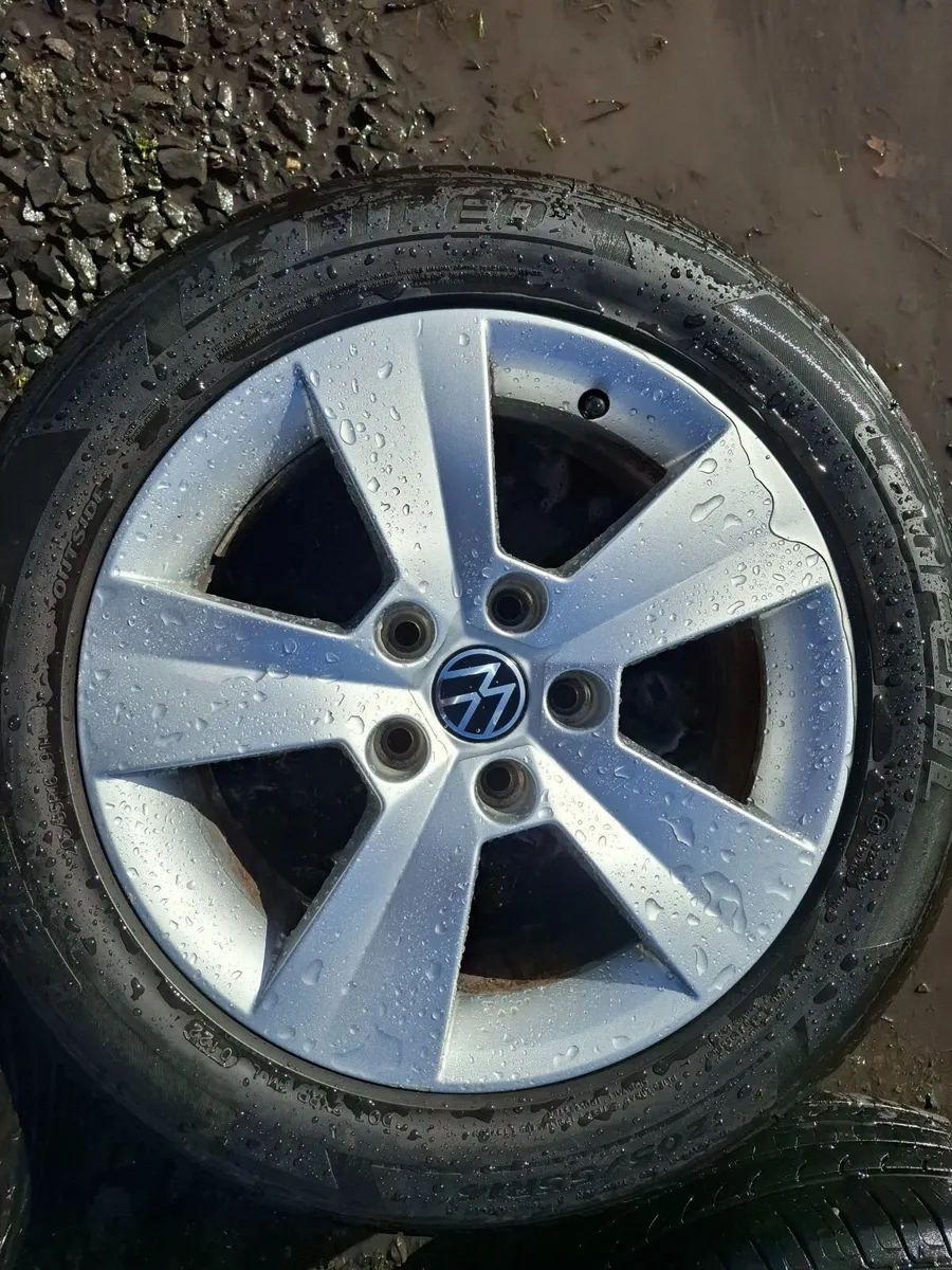 16" Vw Alloys with tyres - Image 3