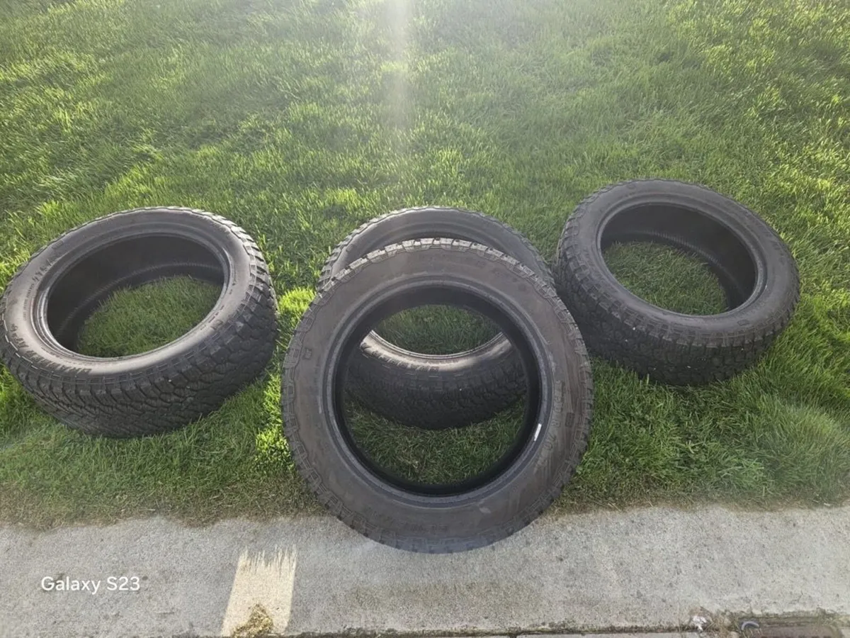 4 X 4 Tyres - Image 1