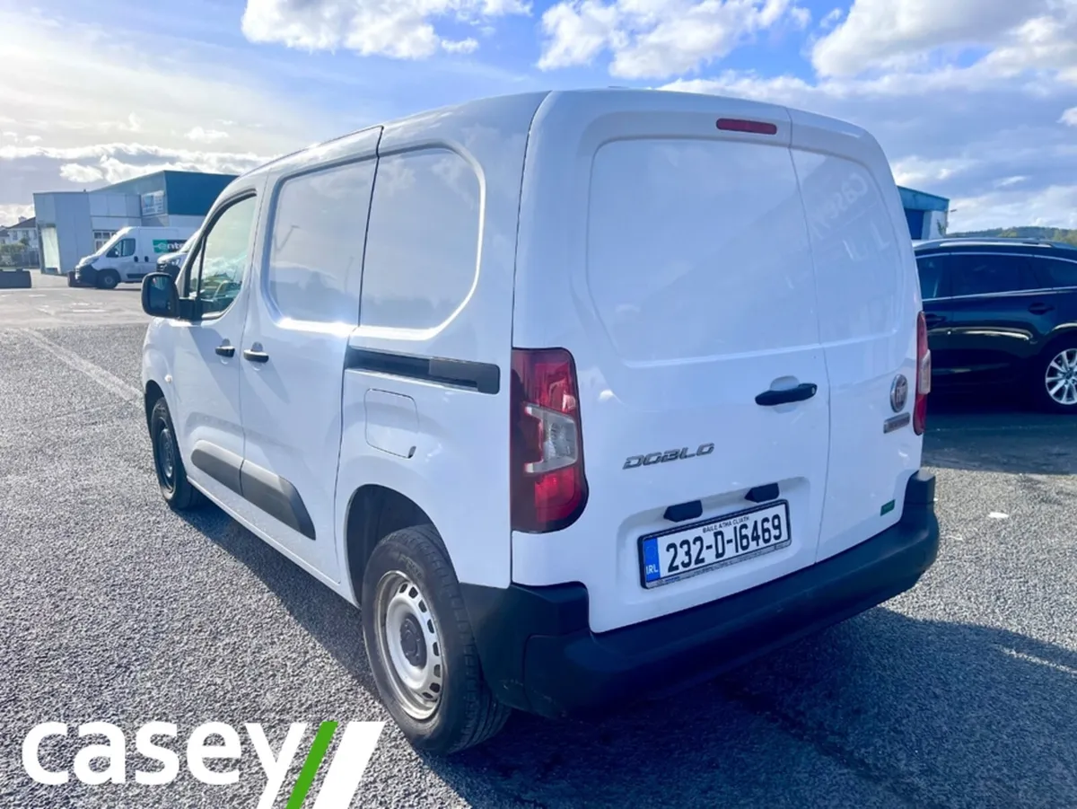 Fiat Doblo SWB 1.5 100HP 650KG 2 SE - Image 2