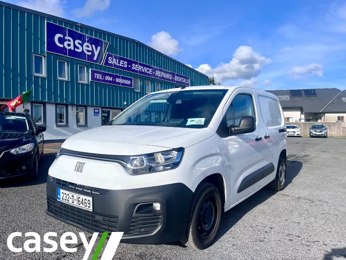 Fiat Doblo SWB 1.5 100HP 650KG 2 SE - Image 1