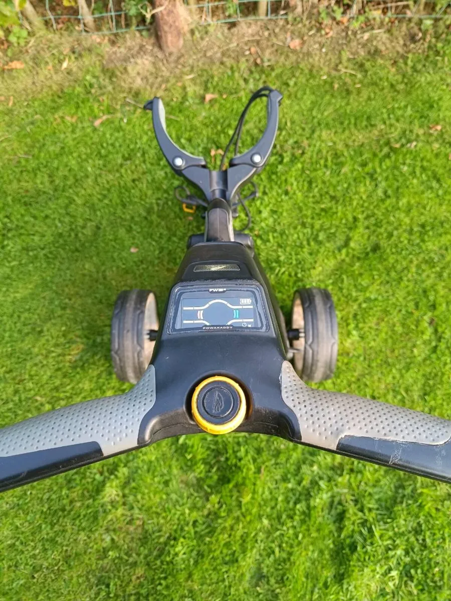 Powakaddy FWs3 Golf Trolley - Image 4