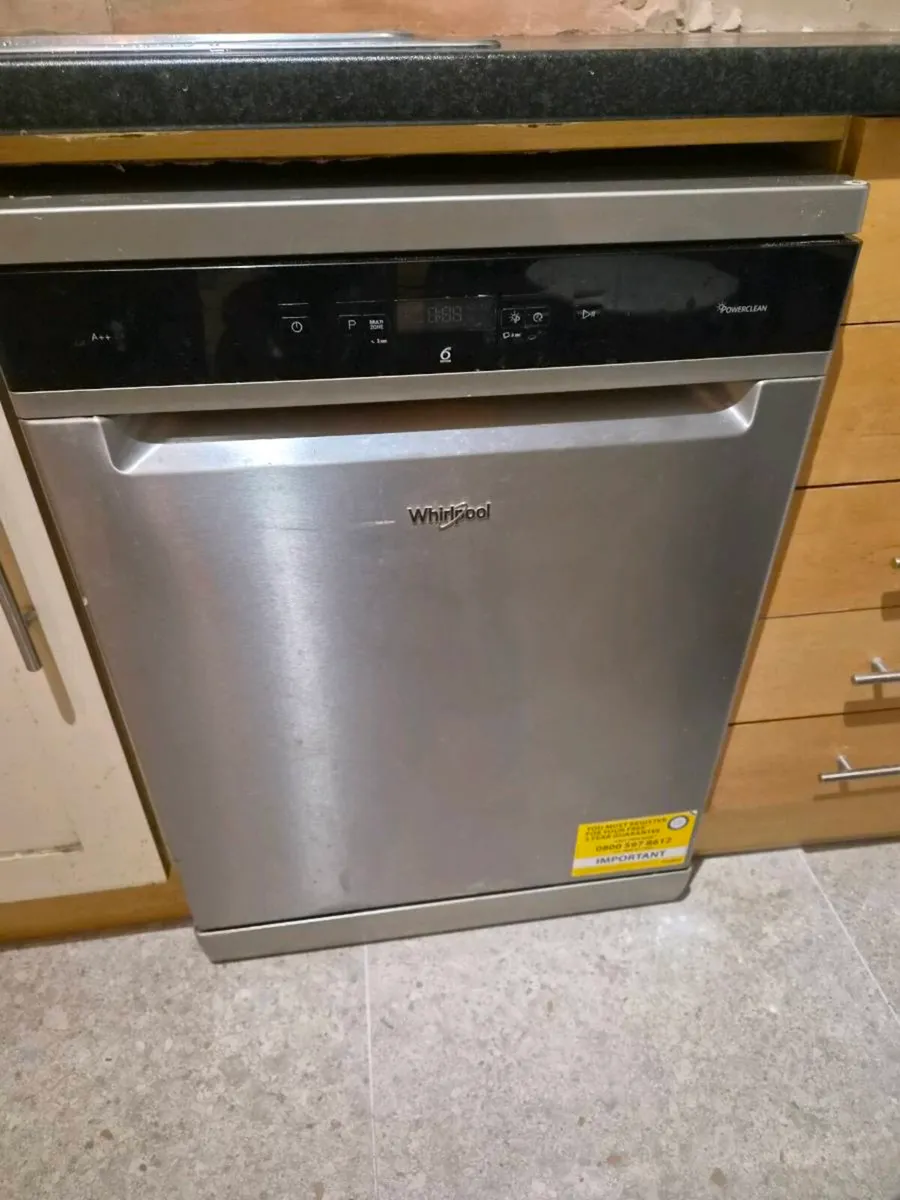 Dishwasher & fridgefreezer - Image 1