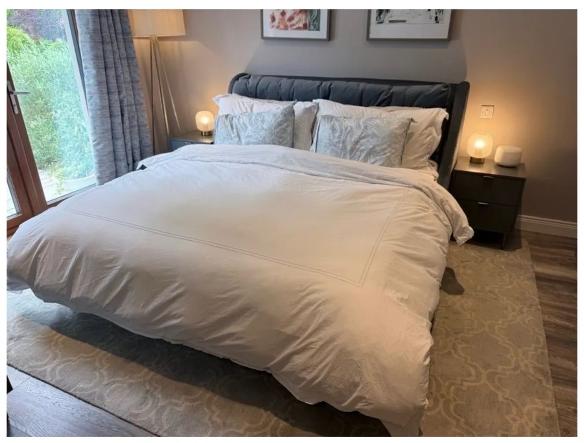 Beautiful Super King Bed Frame Cushion Headboard - Image 4