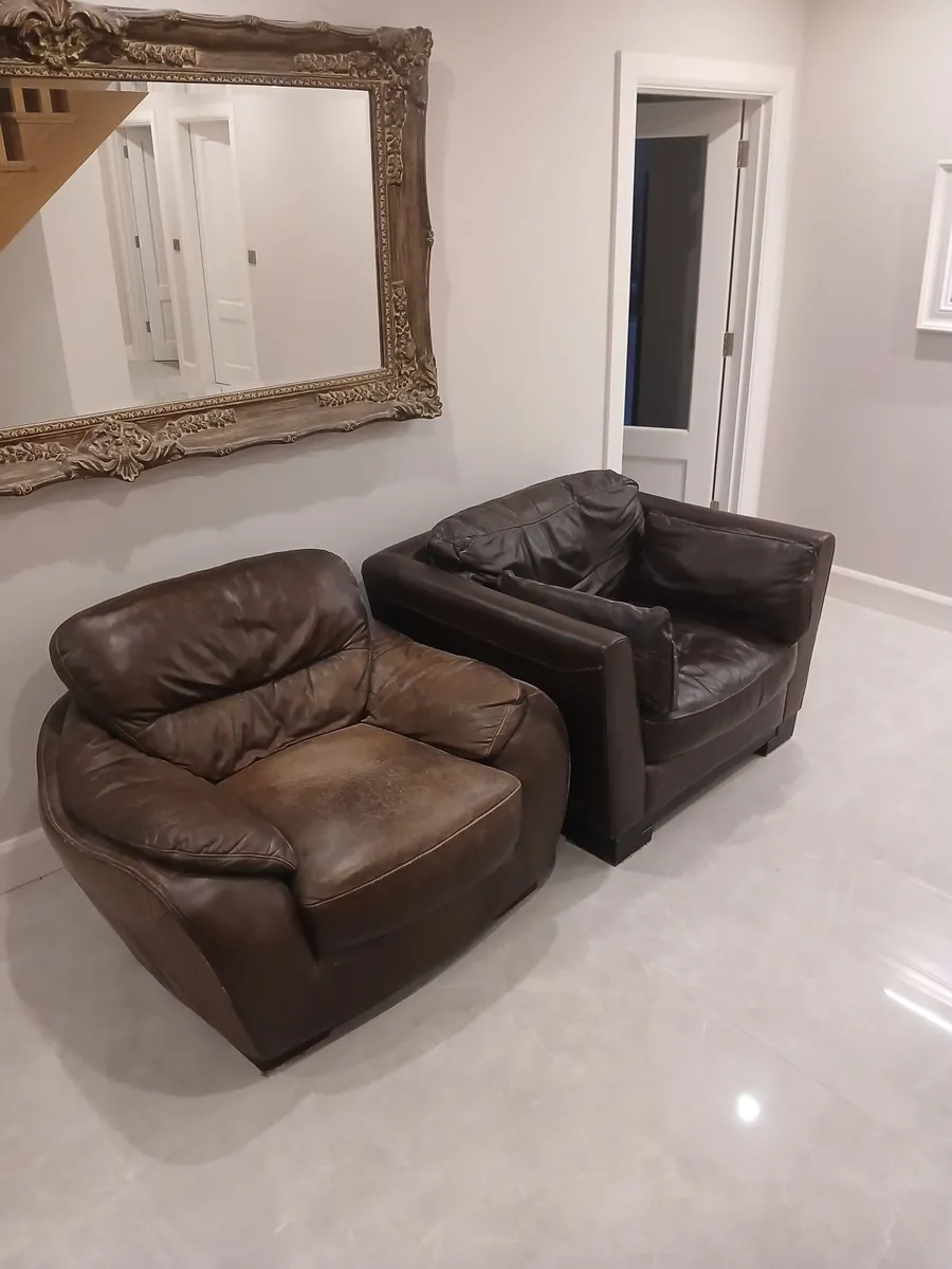 Armchairs - Image 2