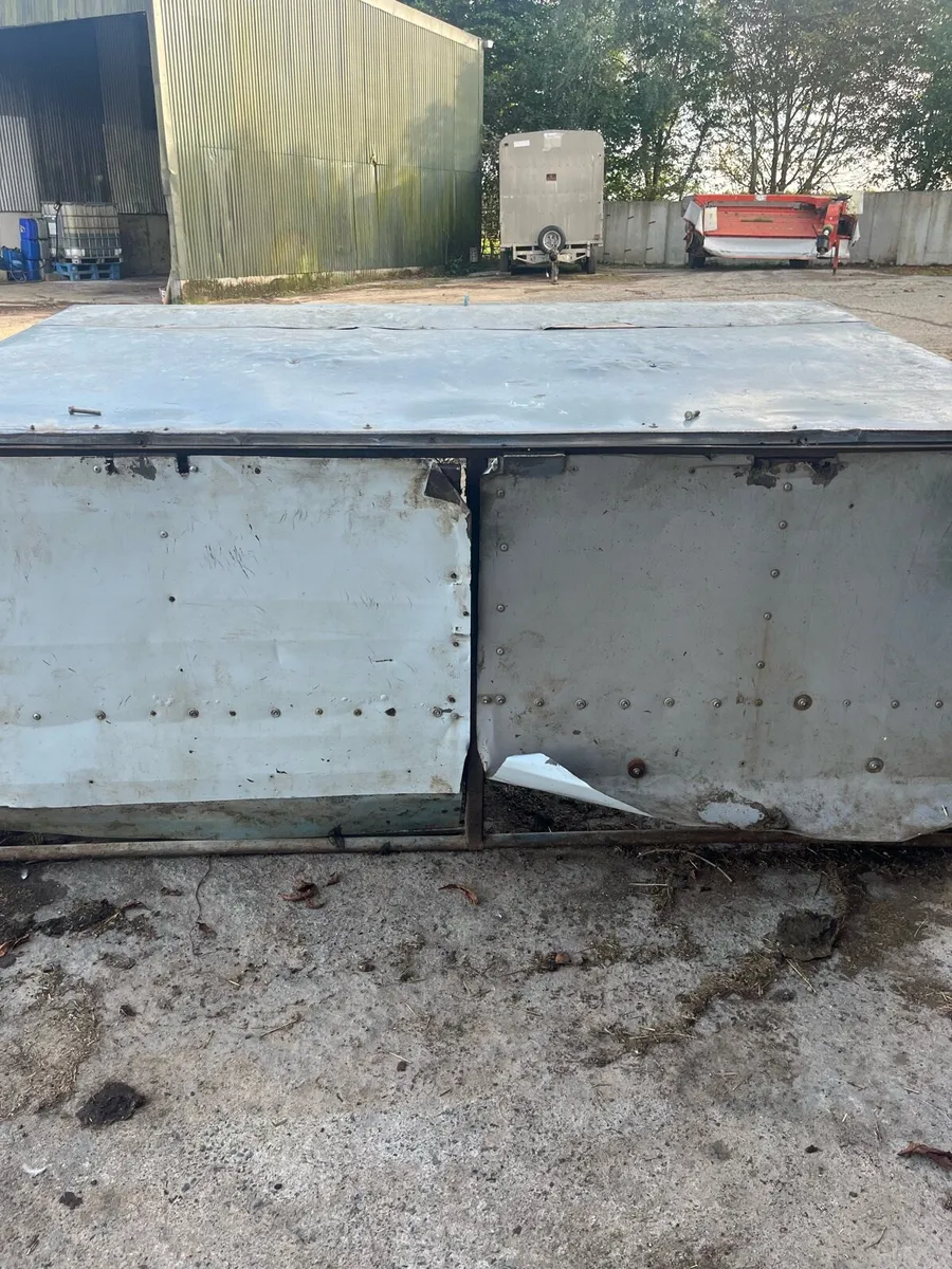 Ad-lib calf feeder - Image 3