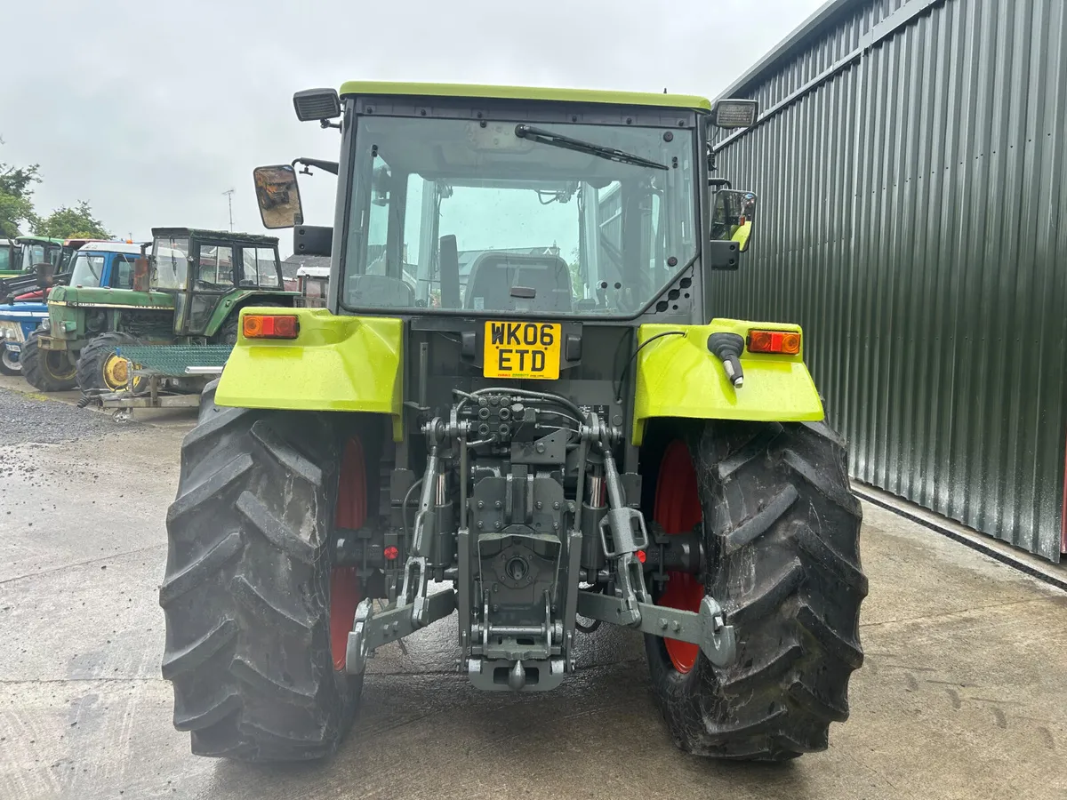 2006 Claas 436 with MX Loader - Image 4