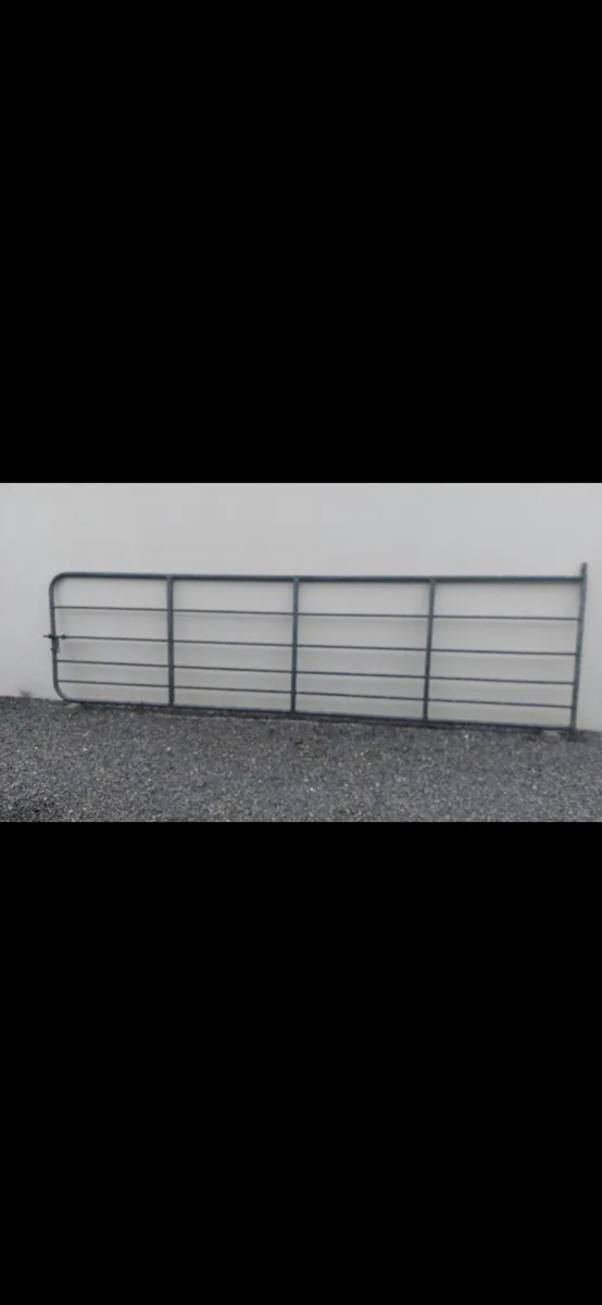 15 ft galvinised gate - Image 1