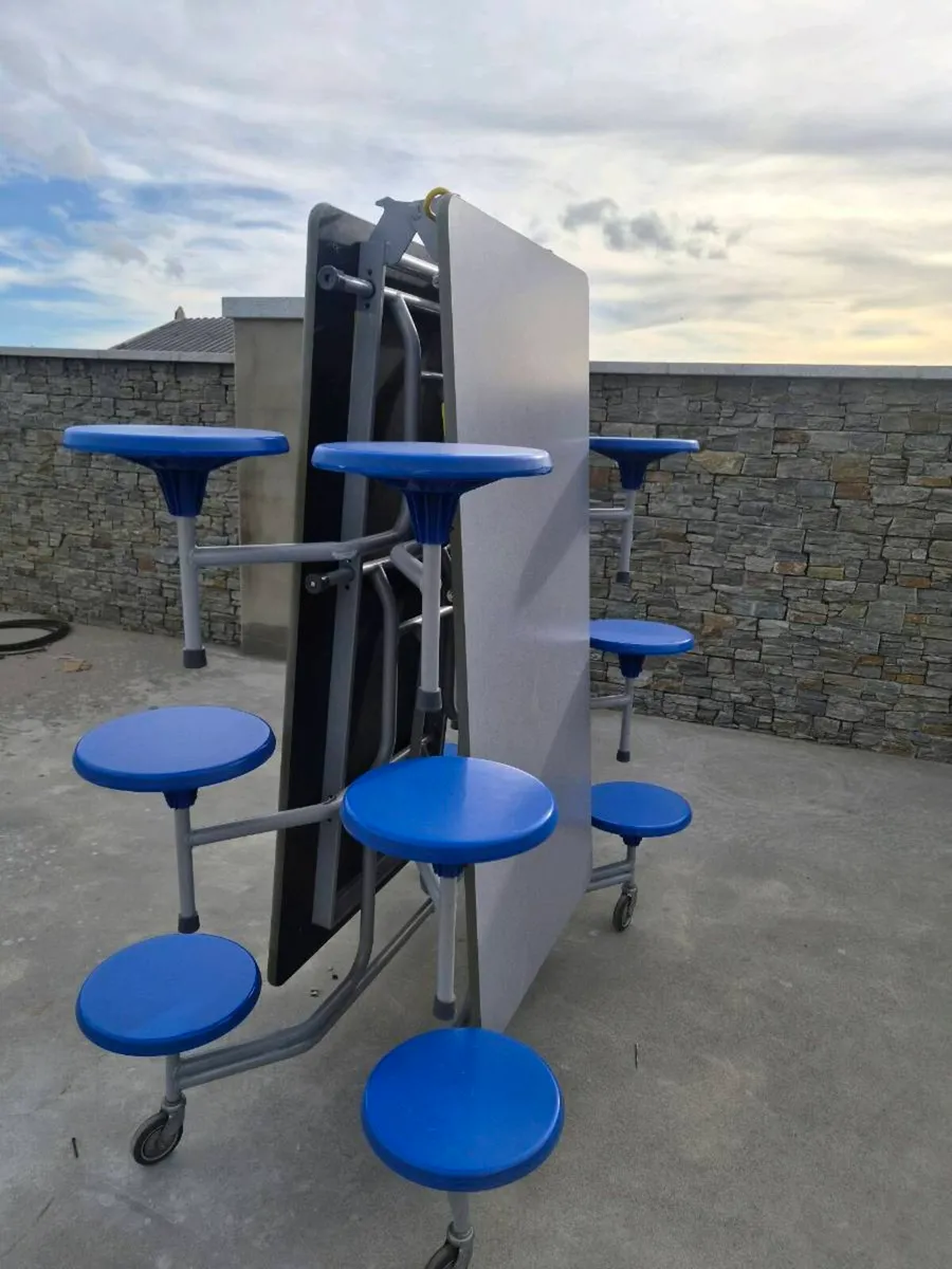 10ft fold-up tablets - Image 3