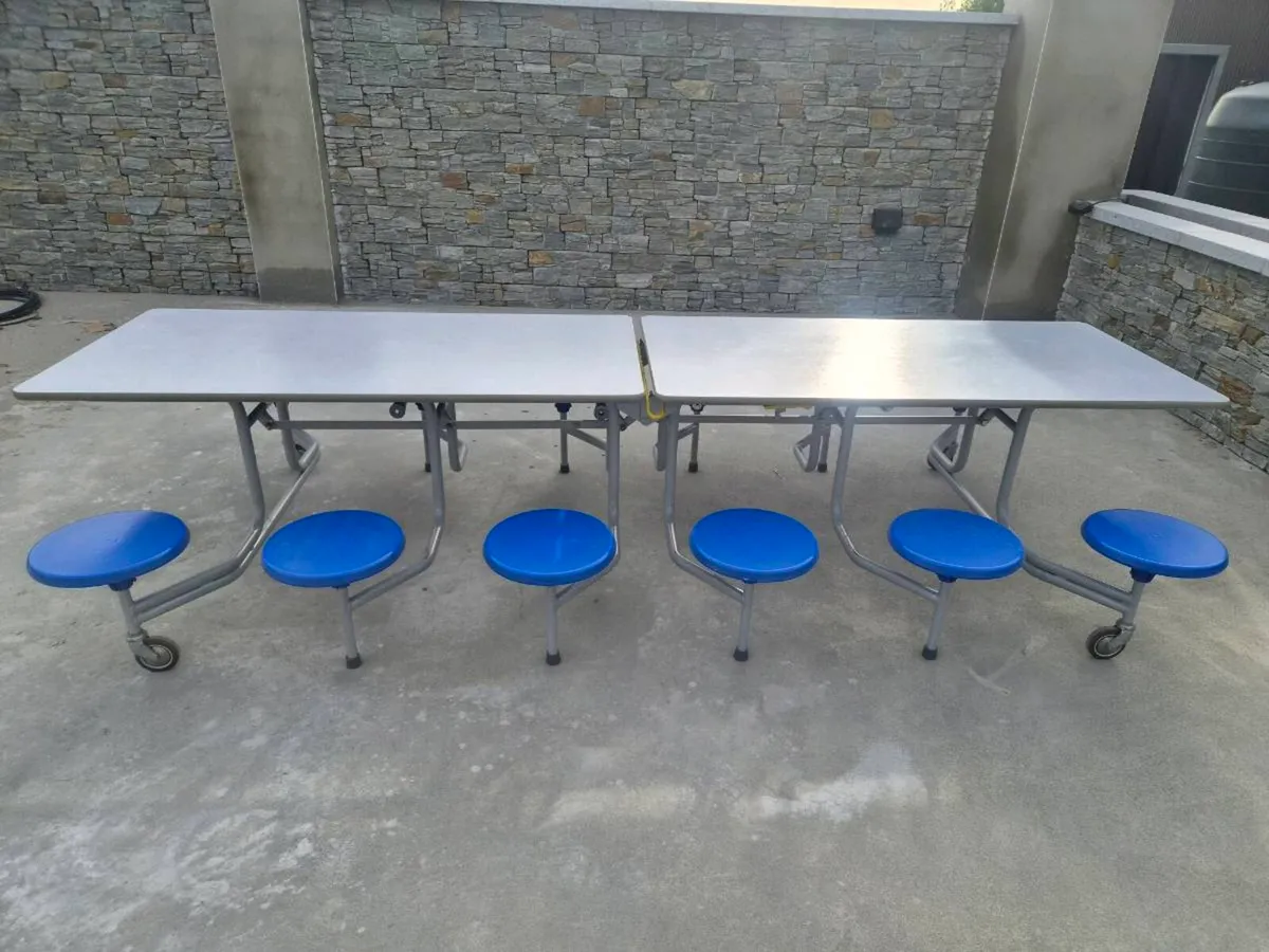 10ft fold-up tablets - Image 1