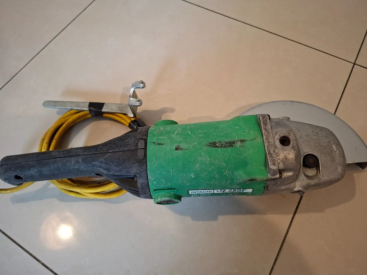 Hitachi G 23SF 230mm Angle Grinder 110v - Image 3