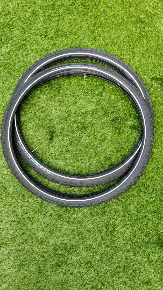 Tyres schwable active plus 700 x 50mm new - Image 1