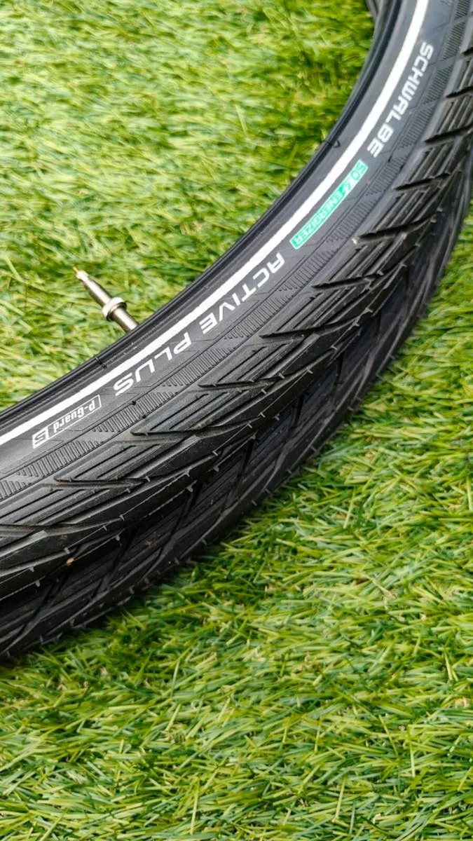 Tyres schwable active plus 700 x 50mm new - Image 4