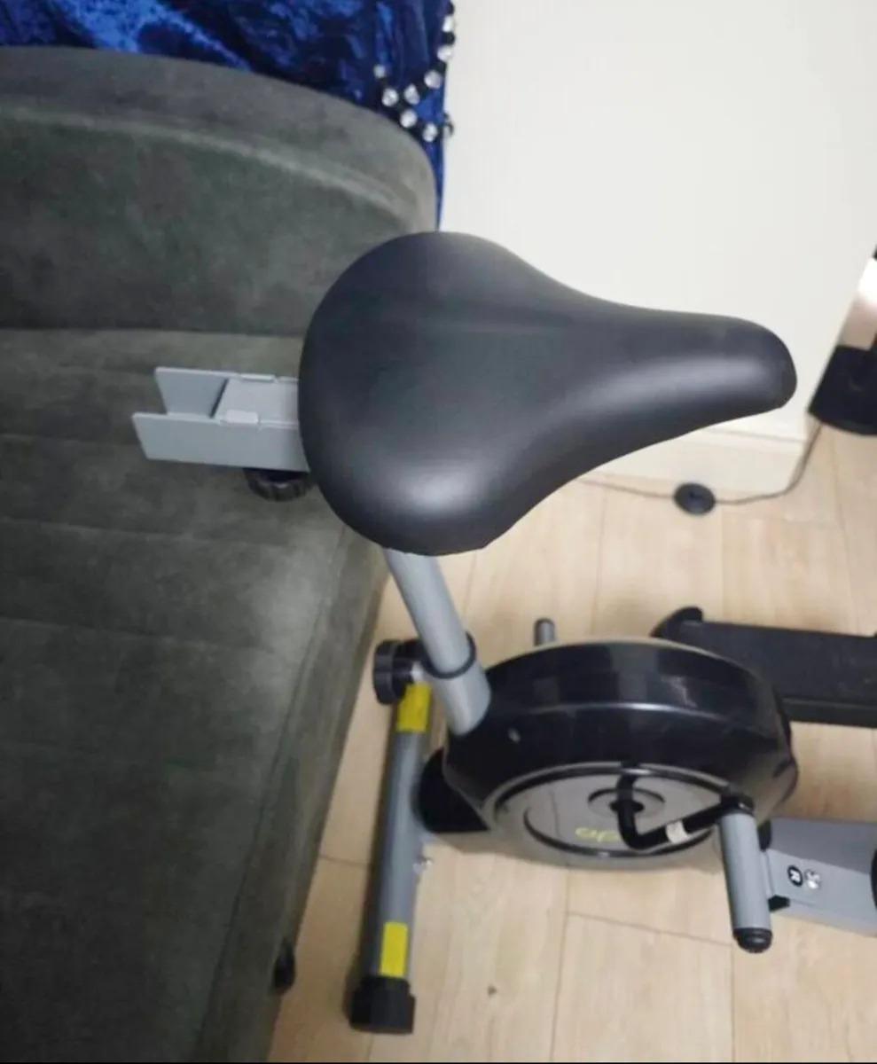 Cross Trainer - Image 4