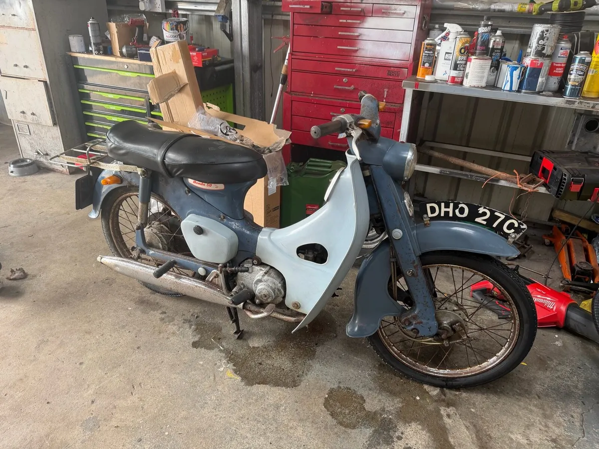 1965 Honda c100  Steptrough - Image 3