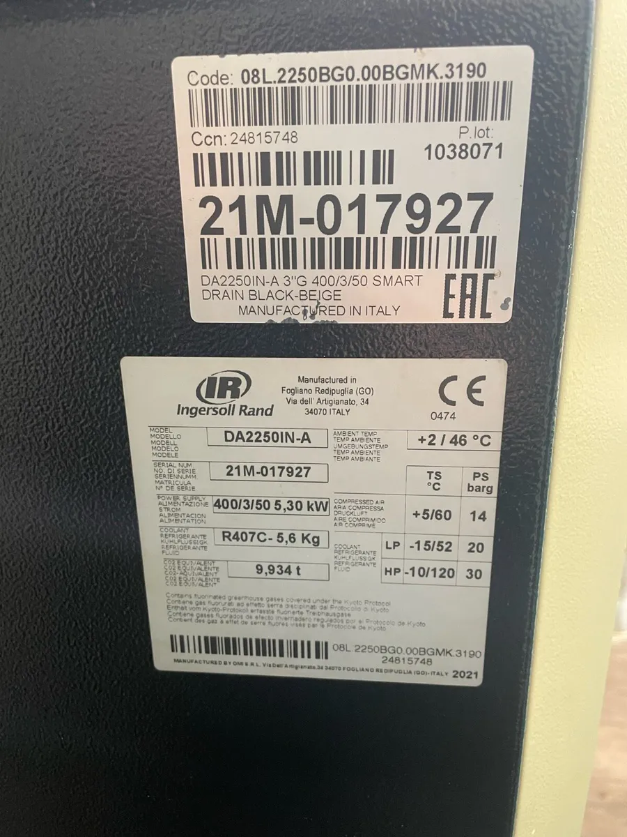 3 phase air compressors, drier and receiver - Image 4