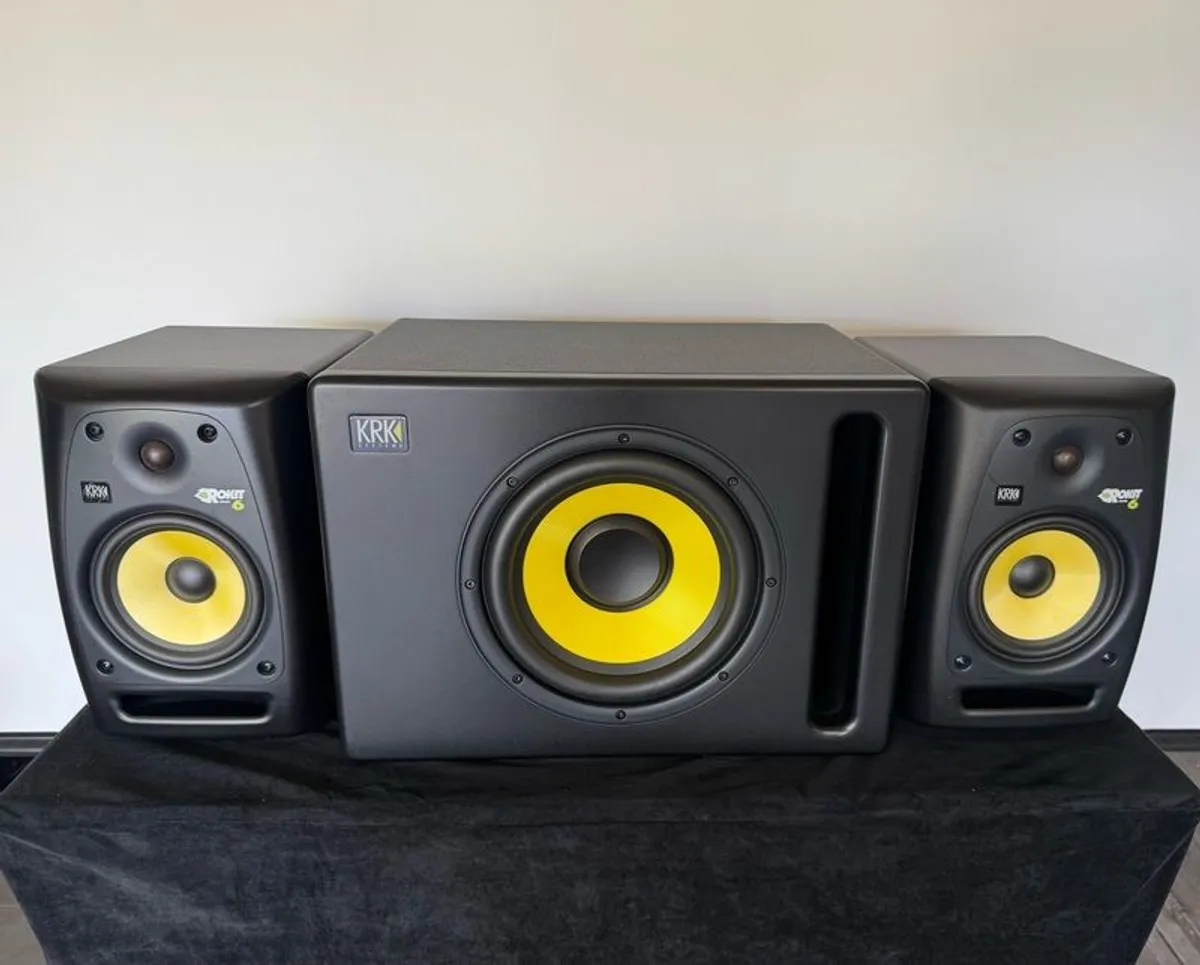 Studio monitors bundle - Image 1