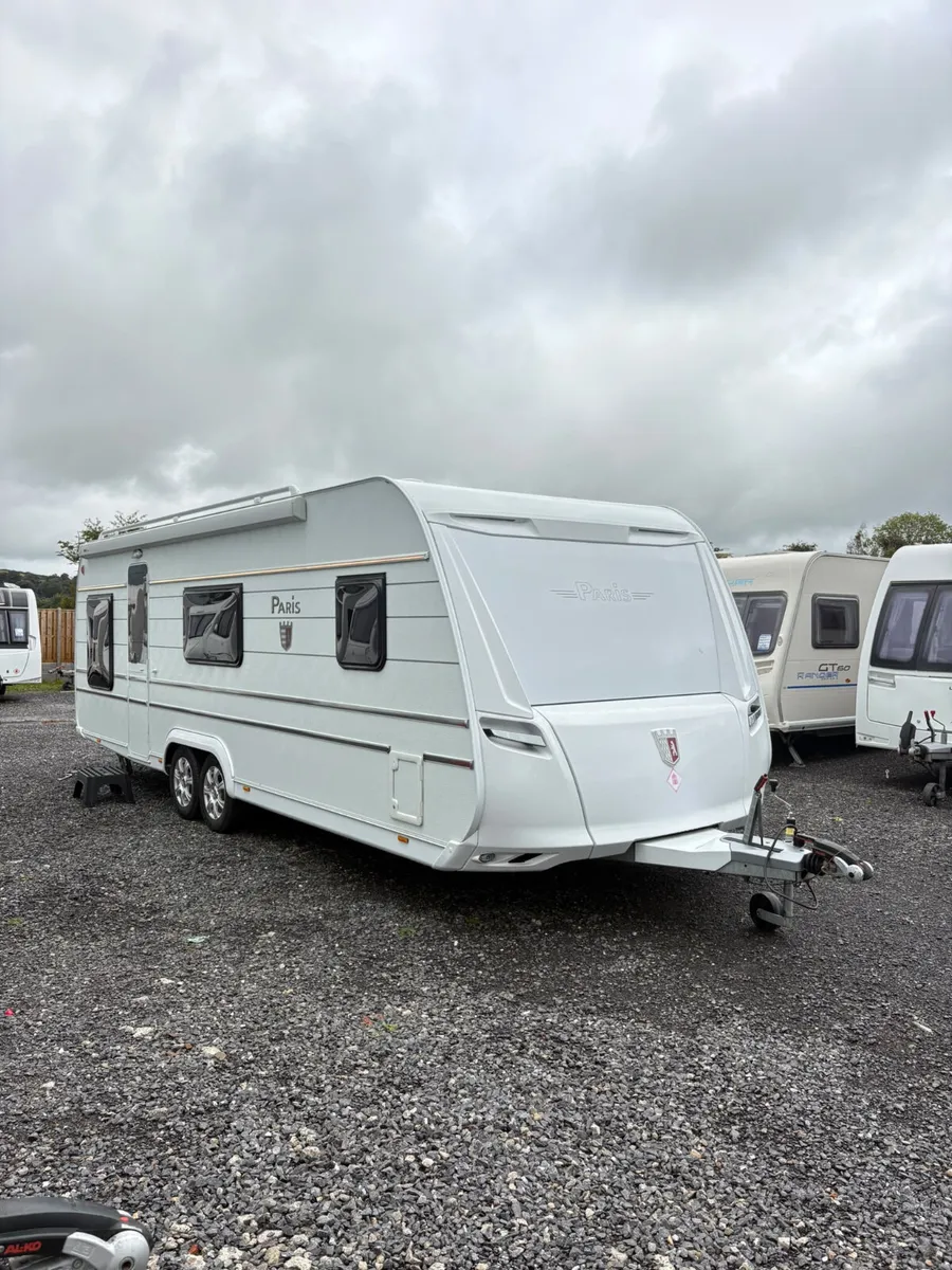 TABBERT PARIS 685 - 6 BERTH - UNUSED DEMO MODEL - Image 1
