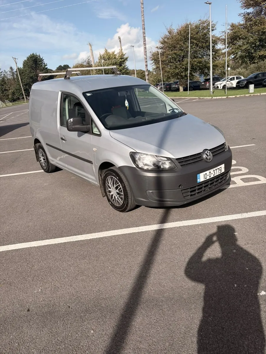 Volkswagen caddy 2010 1.6 Diesel new model - Image 4