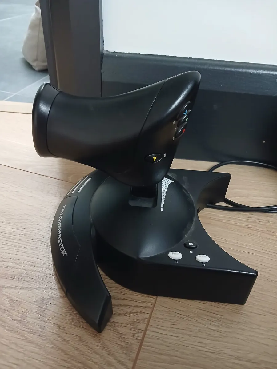 Thrustmaster T.Flight Hotas One Joystick and Throt - Image 4