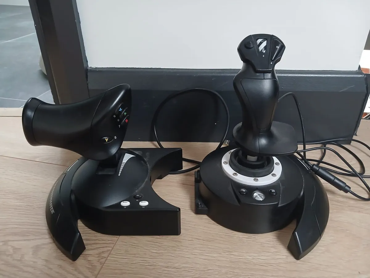 Thrustmaster T.Flight Hotas One Joystick and Throt - Image 1